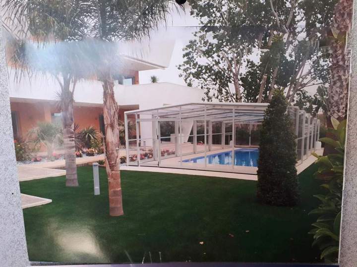 Abris de piscine Valence