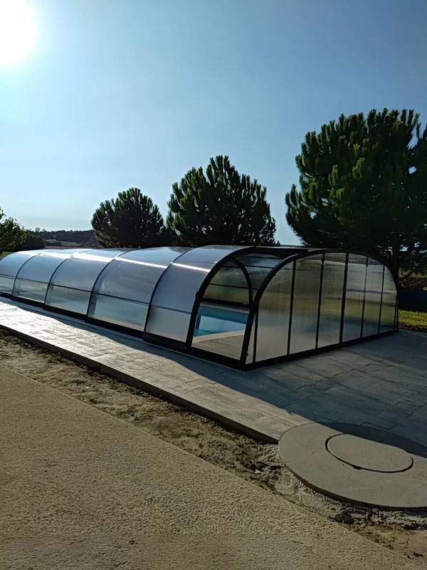 Installation d'abris de piscine à Valence